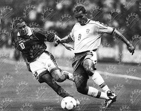 Cuauhtémoc Blanco - jugada